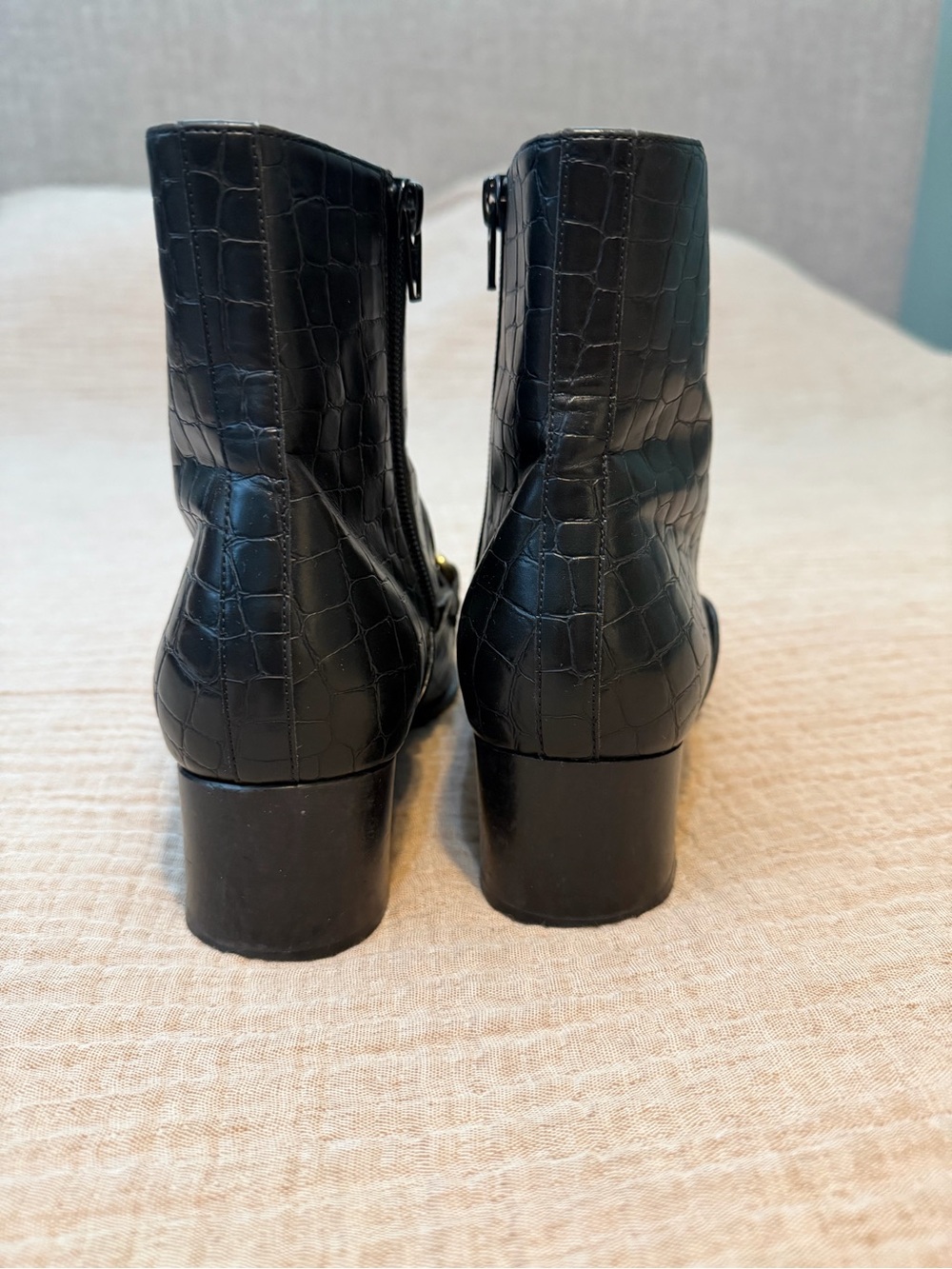 STELLA MCCARTNEY Black Croc-Embossed Leather Ankle Boots w/ Gold Chain Detail - Picture 4 of 8